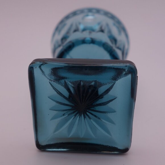 Set of Seven(7) Blue Glasses with Square Base - Picture 8 of 13